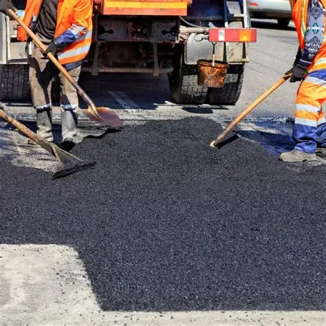 Concrete repair and patching mortar bags